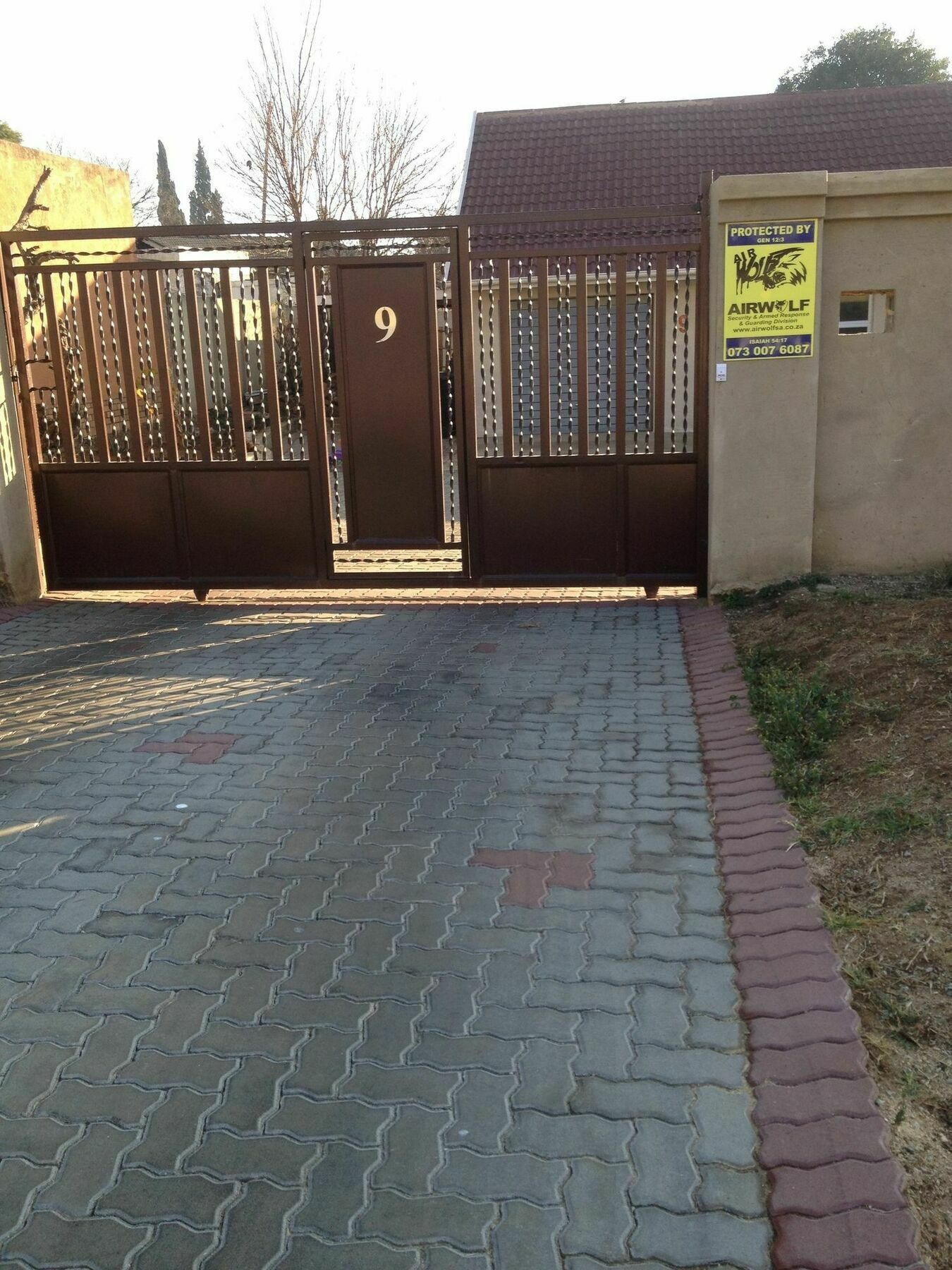 Afrikawisa At O.R. Tambo International Airport Bed & Breakfast Kempton Park Exterior photo